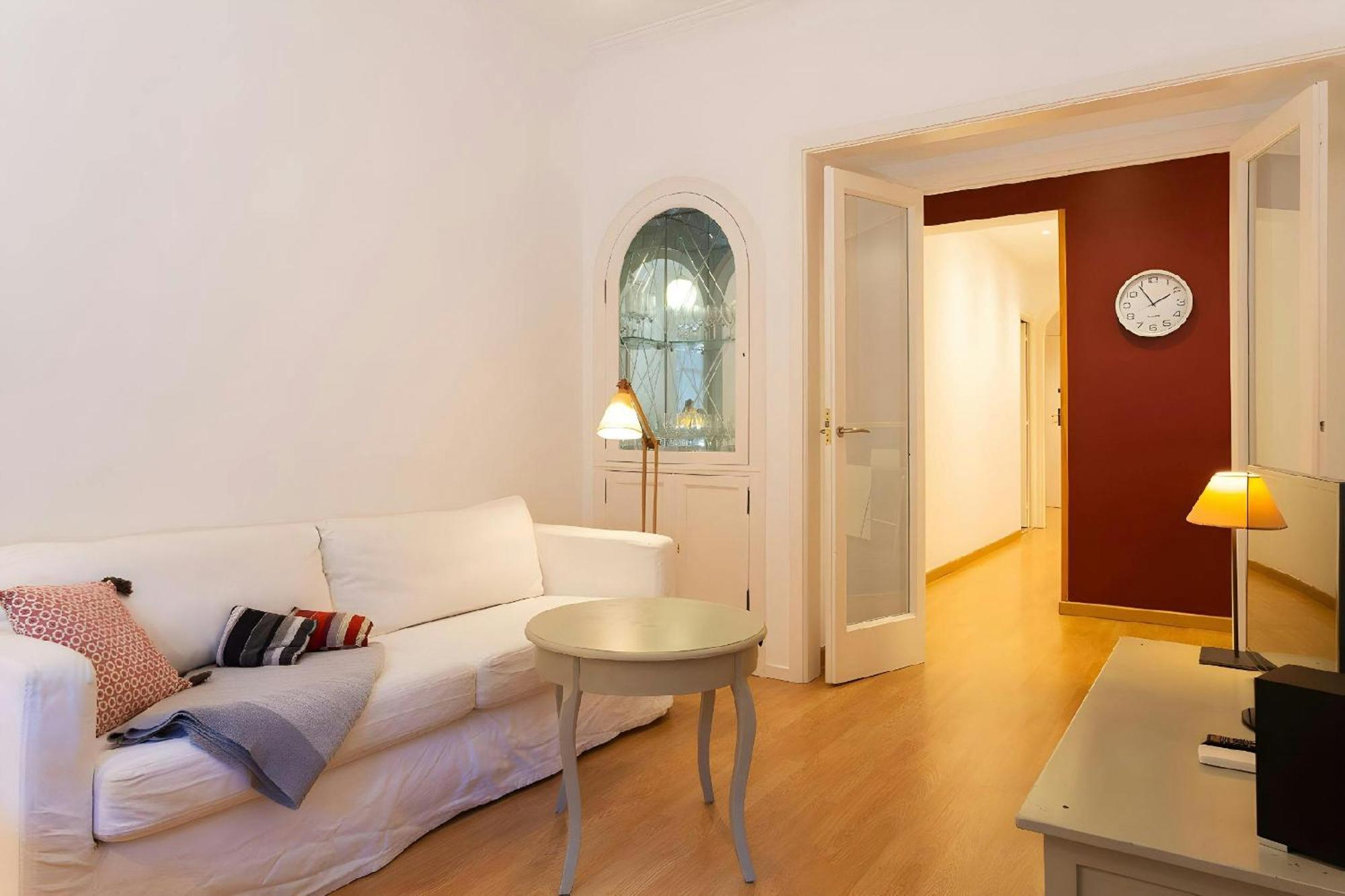 Апартаменты Filmoteca Sarria 1- Wifi Quiet Bright Comfi Барселона Экстерьер фото