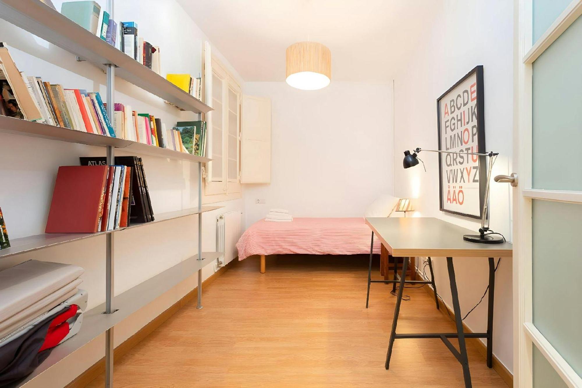 Апартаменты Filmoteca Sarria 1- Wifi Quiet Bright Comfi Барселона Экстерьер фото